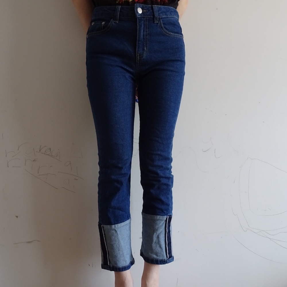 BLUE DENIM PATCH JEANS
